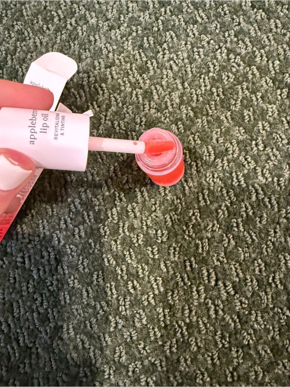 Nooni Appleberry Lip Oil in Truly Pink